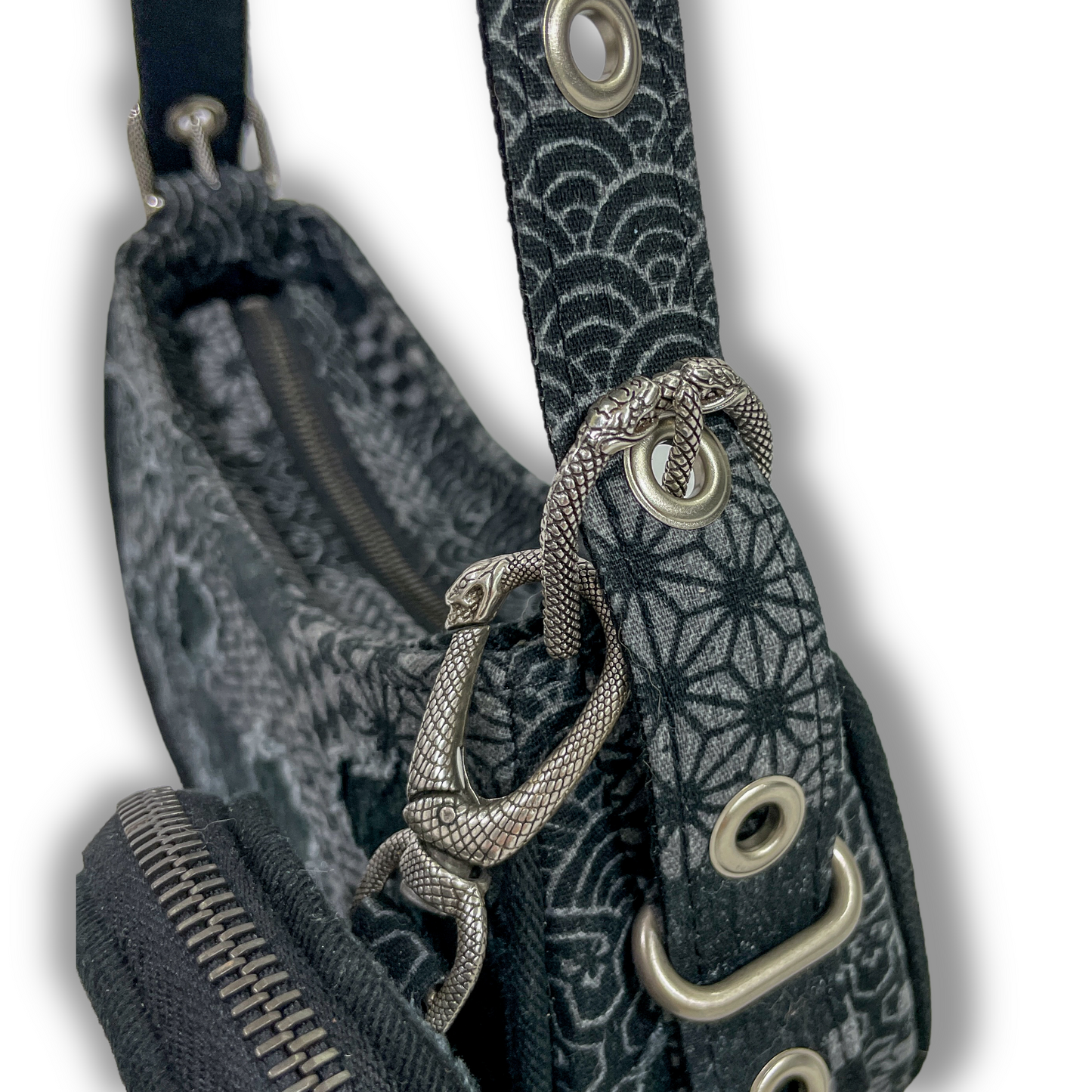 "Modern Nostalgia" Shoulder Bag 1of1