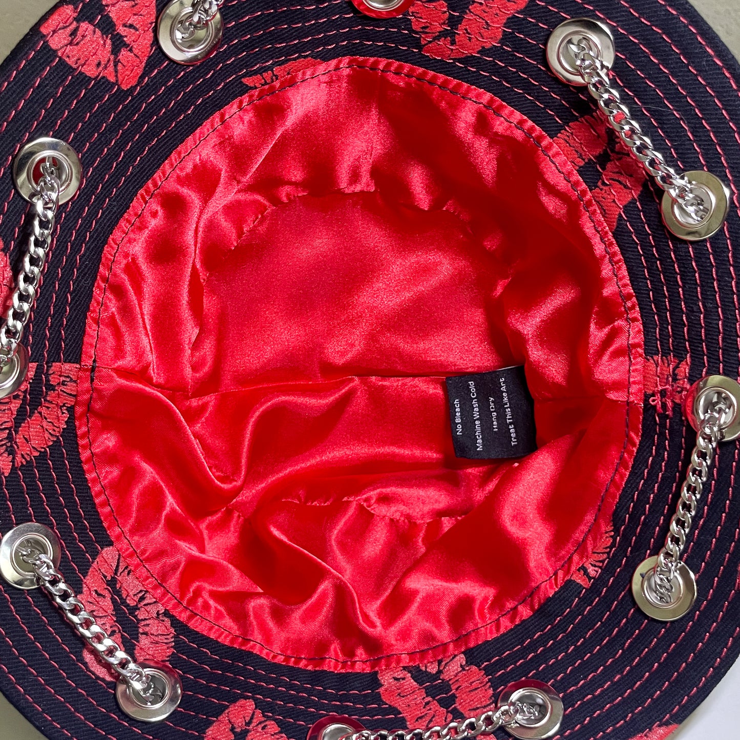 Kiss Bunny Hat 1of1