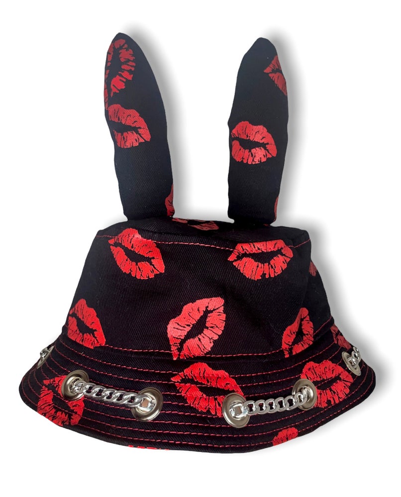 Kiss Bunny Hat 1of1