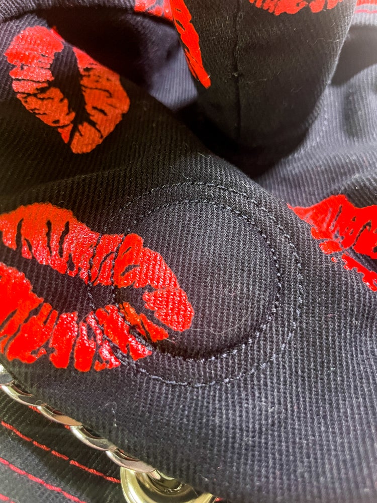 Kiss Bunny Hat 1of1
